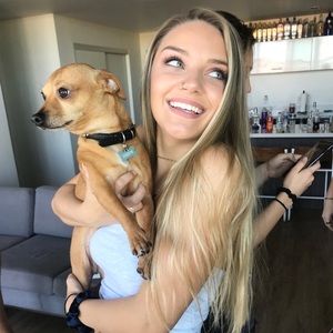 Meet your Posher, Sam